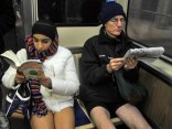 Chicago's Pantsless CTA Ride