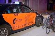 http://media.nbcchicago.com/images/180*120/taxi-hits-pedestrians.jpg
