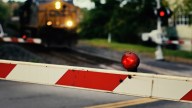 7 Injured in Mo. as Trains Collide, Trigger Highway Bridge Collapse