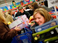 Dramatic Photos: Black Friday Frenzy