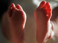 Dad Delivers Baby on the Highway