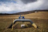 Illinois House Committee OKs Fracking Regulatory Bill