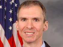 Lipinski Stands Alone