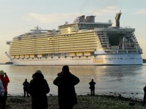 Now Old People Can Play Golf Aboard a Ship