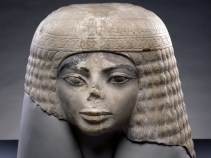 Busted: Statue's a Dead Ringer for Jacko
