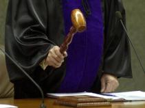 Chicago Company Sues Yahoo Over Message Board Post