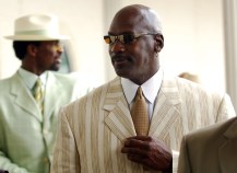 Michael Jordan Sues Two Grocery Stores
