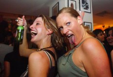 Guys Aren't Into Drunk Girls