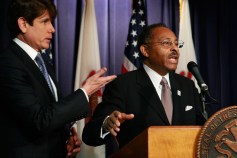 Burris, Blago Do SNL