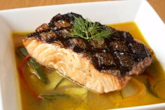 West Loop Hot Spot Adds Spice to Restaurant Row