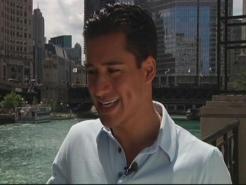 Extra Extra: Mario Lopez in Windy City
