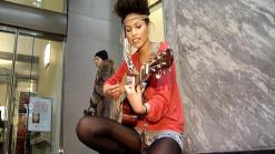Chicago Singer, Songwriter Competes on 