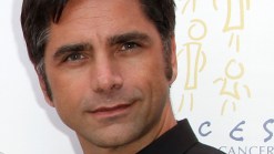 John Stamos Joins Cast of