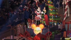 Chicago Lights Up With Magnificent Mile Lights Festival