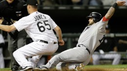 Red Sox Beat White Sox, Avoid 3-Game Sweep