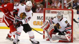 'Hawks Drop Game 3 in Detroit
