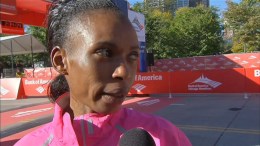 Rita Jeptoo Wins 2013 Chicago Marathon