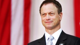 Gary Sinise Honors Vets With Memorial Day Concert