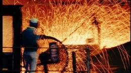 1,000 Steelworkers Face July Lay-Offs