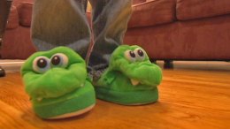 Parents: Slipper Company Left Us Stomping Mad