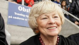 Condolences Pour in For Maggie Daley