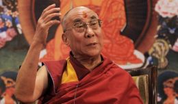 Dalai Lama Brings Message to Millenium Park