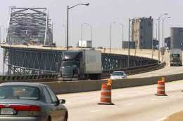 Metra, CTA and Skyway Commuters To Feel 2013 Increases