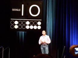 Google Executive Worried About "Draconian Future" of Apple