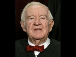 Justice Stevens Talks Baseball, Career in Chicago Visit