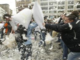 SF Says No Flash, Less Mob