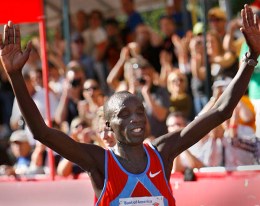Kenyans Won, Two, Three in Chicago Marathon