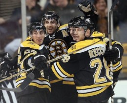 Why Hawks Fans Should Root for the Bruins