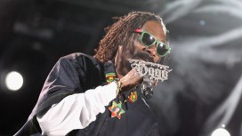 Snoop Dogg Throws First Pitch at The Cell