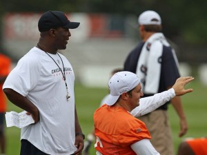 Lovie, Harris Differ on Player-Led Workouts