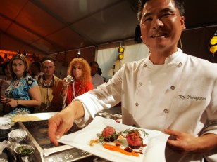 Iron Chef Brings His Knives to Chicago