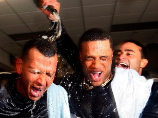 Yanks Sweep Twins