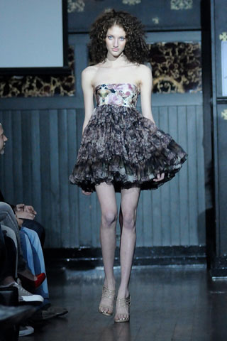 PHOTOS: New Models Strut Their Stuff