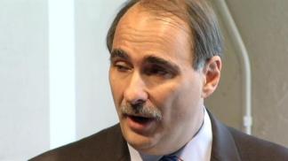 David Axelrod Dings Joe Walsh as a Scaredy Cat