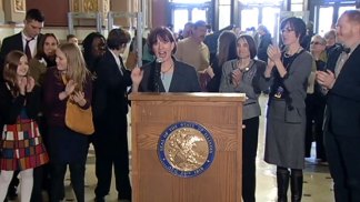 Supporters, Opponents of Gay Marriage Rally