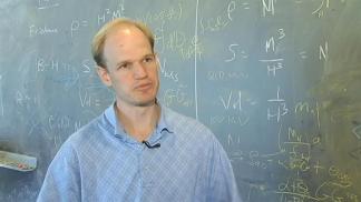 Astrophysicist Explains Plane Boarding Project