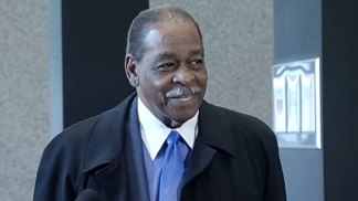 Beavers Says He'll Testify in Tax-Evasion Trial