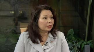 Duckworth Sets Sights on Walsh Battle