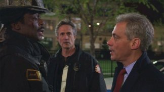 Preview Clip Shows Emanuel on "Chicago Fire"