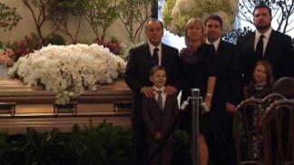 Public Gathers for Maggie Daley's Wake