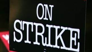 Chicago Teachers File 10-Day Strike Notice