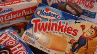 Twinkies Fly Off Shelves in Chicago Area