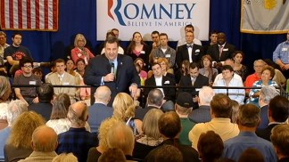 NJ Gov. Stumps for Romney in Illinois