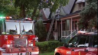 3 Firefighters Hurt Battling South Side Fire