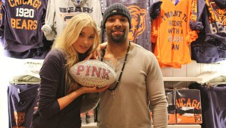 PHOTOS: Beauty and the (Chicago) Bear