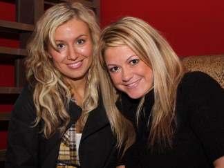 Chicago Sport & Social Hits Red Canary